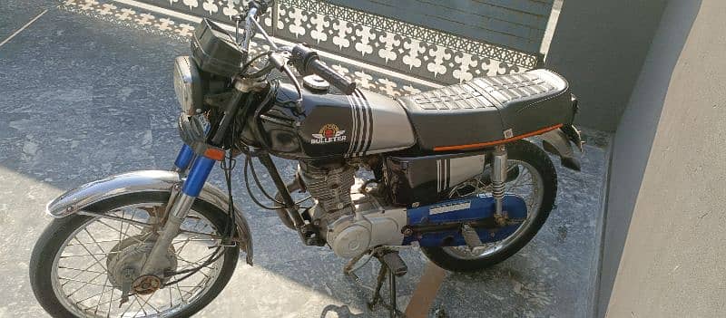 Honda 125 first owner complete documents 1