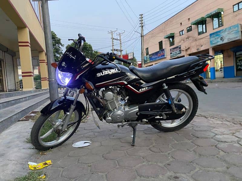 Suzuki 110s 2021 model black color 1