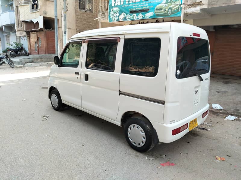 Daihatsu Hijet 2014 12