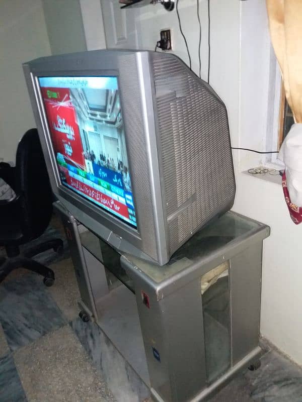 sony wega ,, t. v in  good condition 1