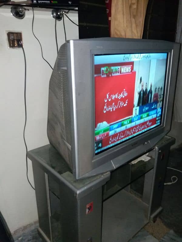 sony wega ,, t. v in  good condition 2