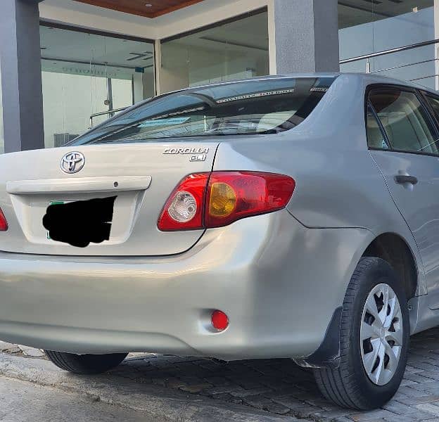 Toyota Corolla GLI 2010 5