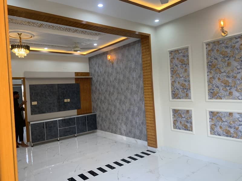 5 MARLA BRAND NEW BEAUTIFUL HOUSE IN NESPAK PHASE 3 HOUSING SOCIETY IS AVAILABLE FOR SALE 10