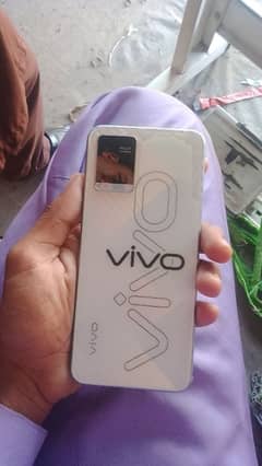 vivo y21