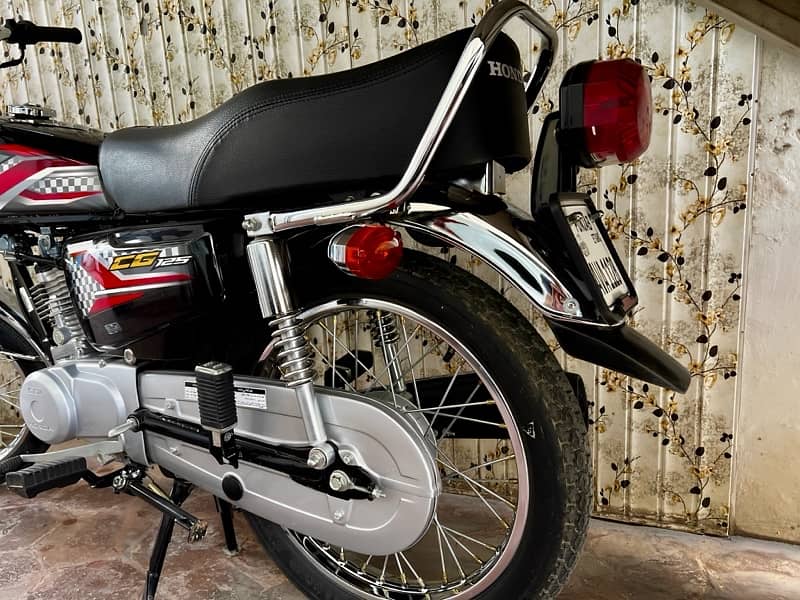 Honda CG 125 (352 KMs) 5