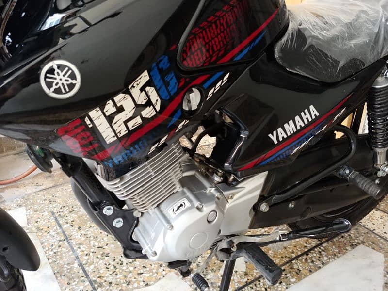 ybr 125g 1