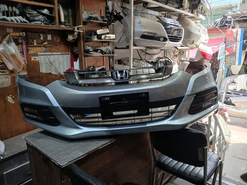 Honda insight Japanese bumper 0