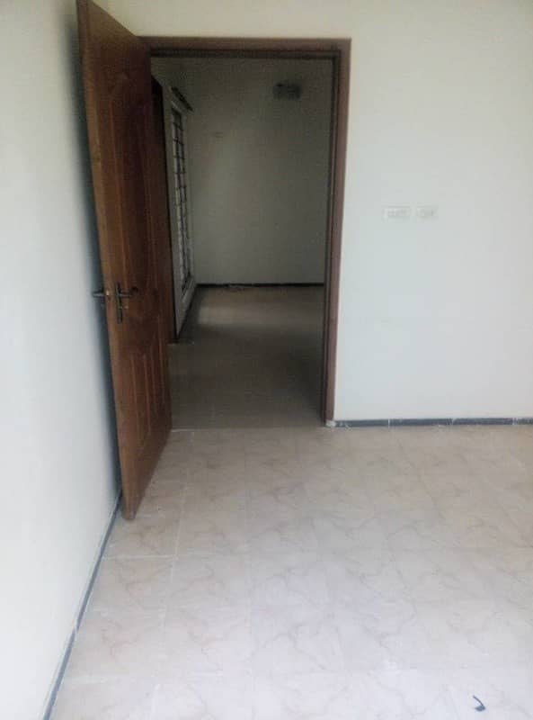 5 Marla 2 Bed Flat For Rent Askari 11 Lahore 5