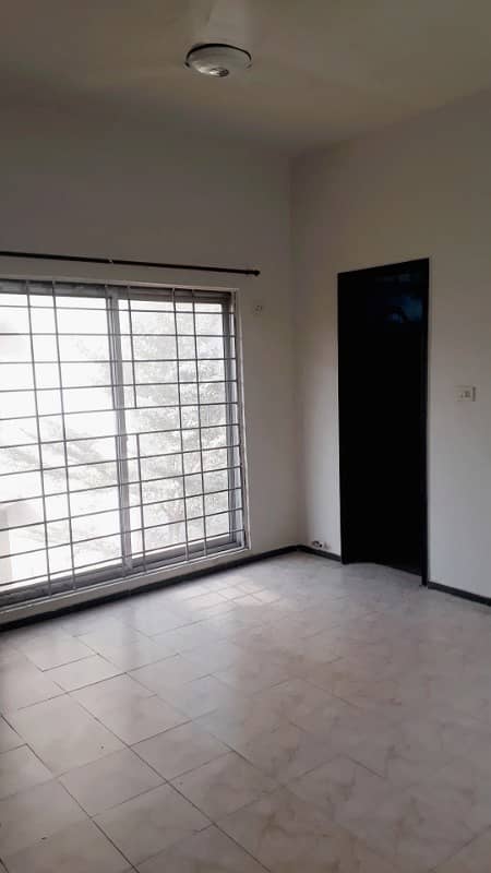 5 Marla 2 Bed Flat For Rent Askari 11 Lahore 17