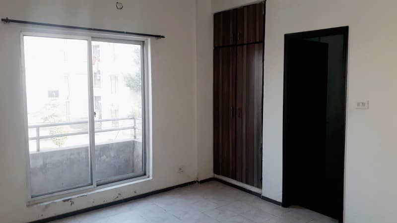 5 Marla 2 Bed Flat For Rent Askari 11 Lahore 20