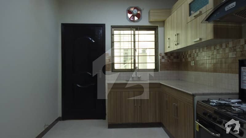 12 Marla 4 Bed 1st Floor Flat For Sale In Askari 11 Lahore 22