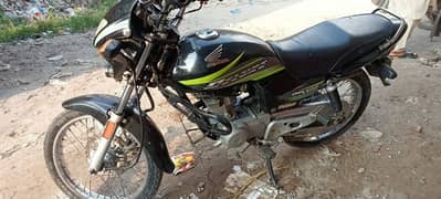 Honda Deluxe 125 2012 exchange possible with Honda 70 up model