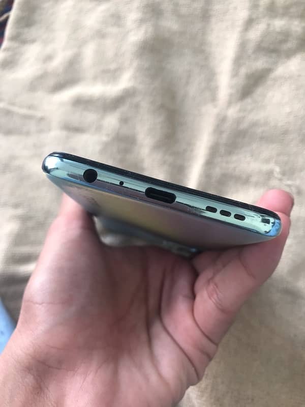 oppo reno 6    -8-128 with box 1