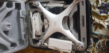 Dji Phantom 4 pro with 2 Batteries