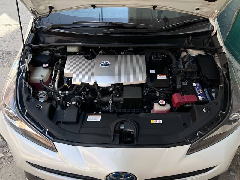 Toyota Prius 2019 12