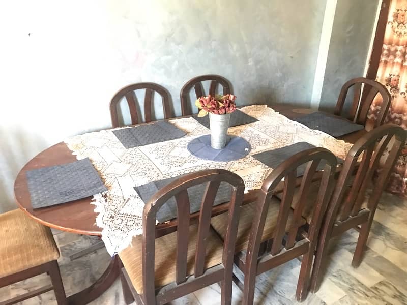 8 seater dining table 0