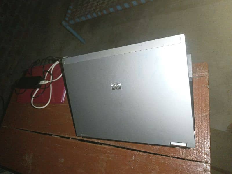 Hp 4 GB ram 500 hard 6