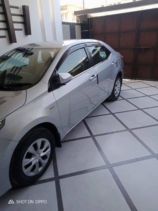 Toyota Corolla GLI 2014/2015 manual bumoer to bumper orignal 3