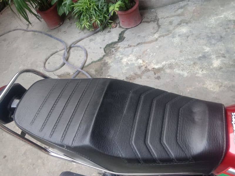 Honda 125 Genuine Seat 2023 model 0