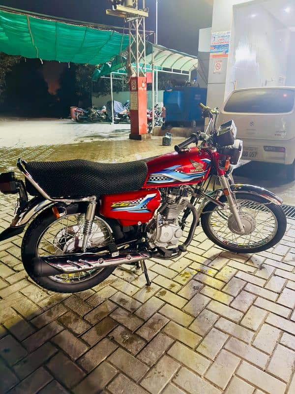 HONDA 125 24/24 IN GOOD CONDITION 1