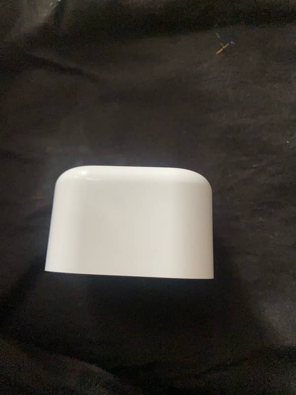 Apple Aplus 20walt adaptor orignal price 3500 2