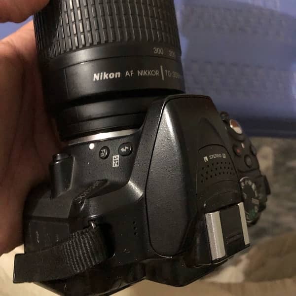 Nikon D5300 DSLR Camera with Kit Lens + 70-300mm Lens 9