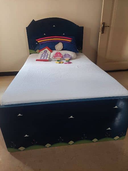 kids beds and curtains 4