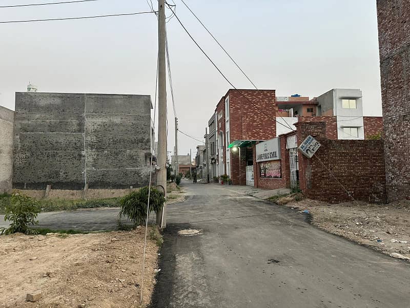 3 MARLA RESIDENTIAL PLOT FOR SALE IN BISMILLAH HOUSING SCHEME 4