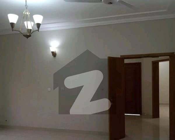 17 Marla Brig House For Sale In Askari 10 Sector F 7