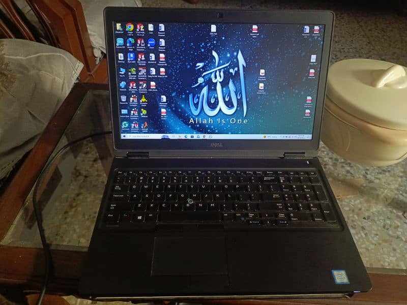 Dell precision 3520 (i7 6th gen HQ) 5