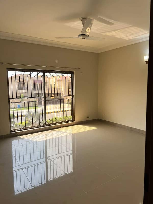 17 Marla Brig House For Sale Near To Park In Askari-10 Sector-F 20