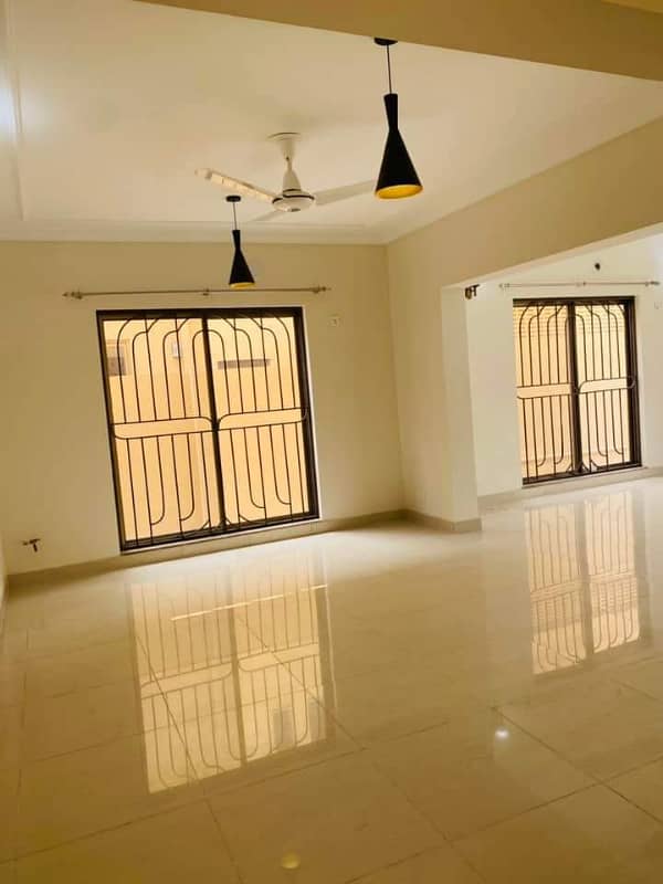 17 Marla Brig House For Sale Near To Park In Askari-10 Sector-F 25