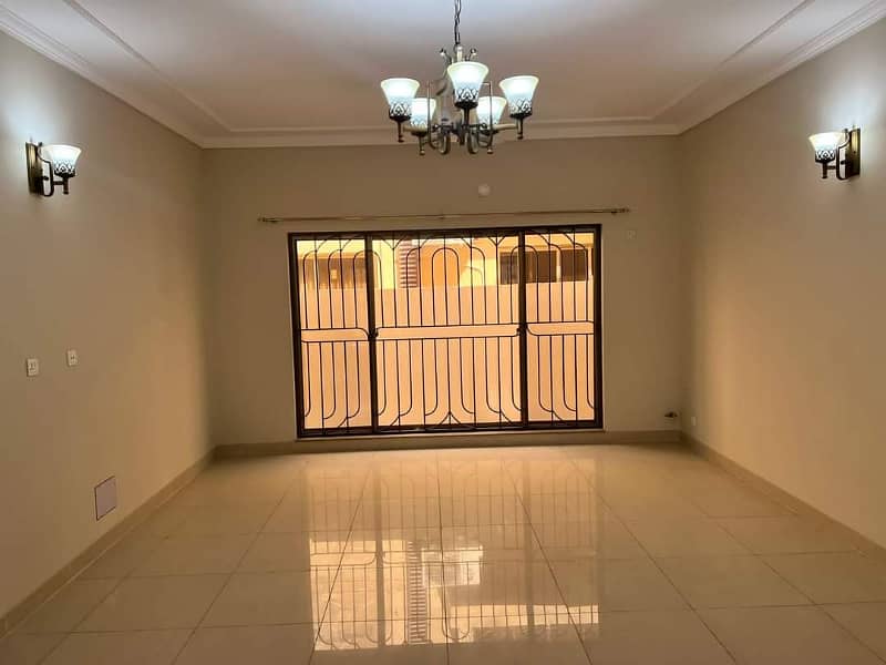 17 Marla Brig House For Sale Near To Park In Askari-10 Sector-F 34