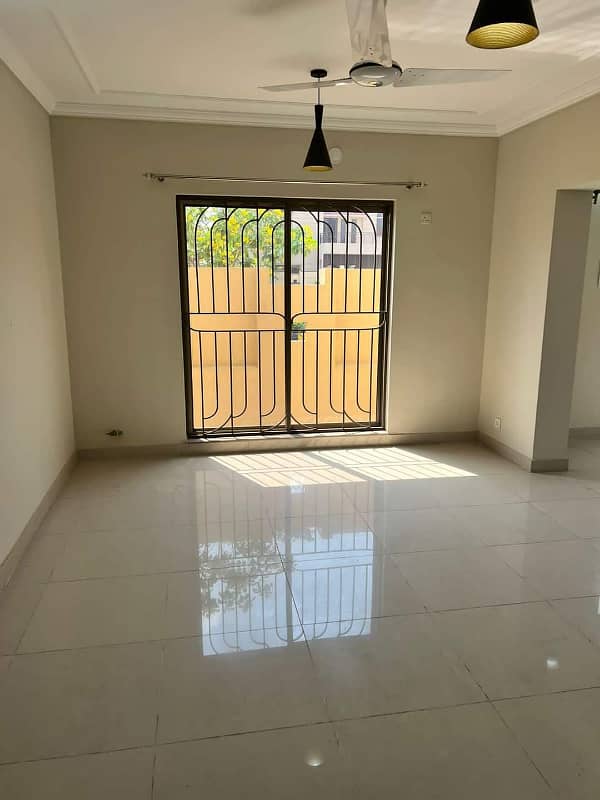 17 Marla Brig House For Sale Near To Park In Askari-10 Sector-F 38