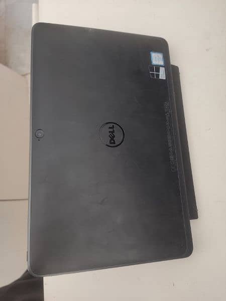 Dell 2in1 detachable touch laptop 6th gen laptop 4