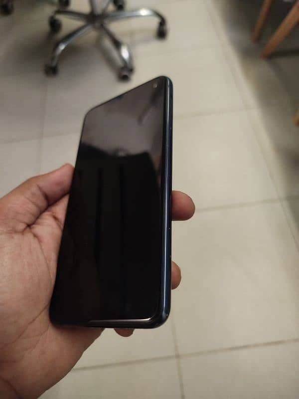 SAMSUNG GALAXY S10e - NON PTA 3