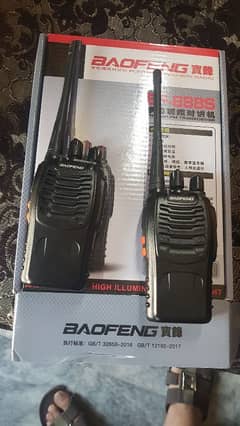 waireless walki talki avail for per day nd sale contact me