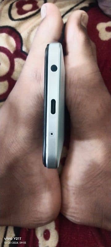 Vivo Y18 Ram 4 Storage 128 Condition 10/10 0