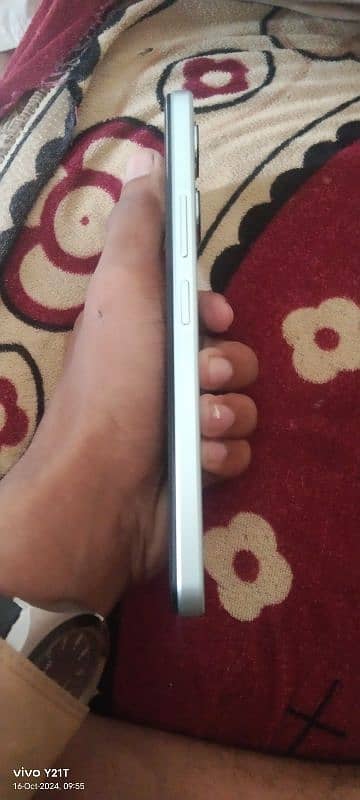 Vivo Y18 Ram 4 Storage 128 Condition 10/10 2