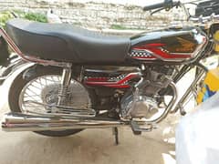 honda 125 bike bilkul zero condition ha