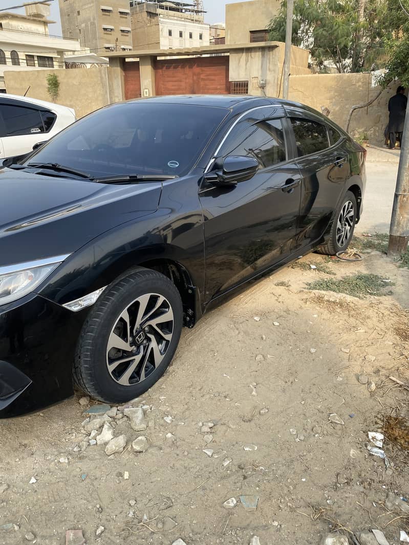 Honda Civic VTi Oriel Prosmatec 2018 1