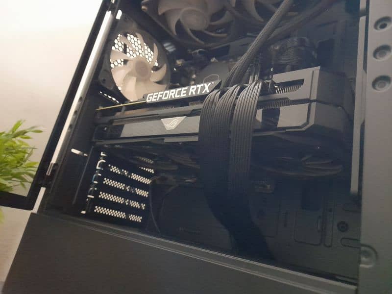 Asus Rog Strix 3070ti with Complete New 10/10 condition 2