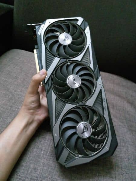 Asus Rog Strix 3070ti with Complete New 10/10 condition 9