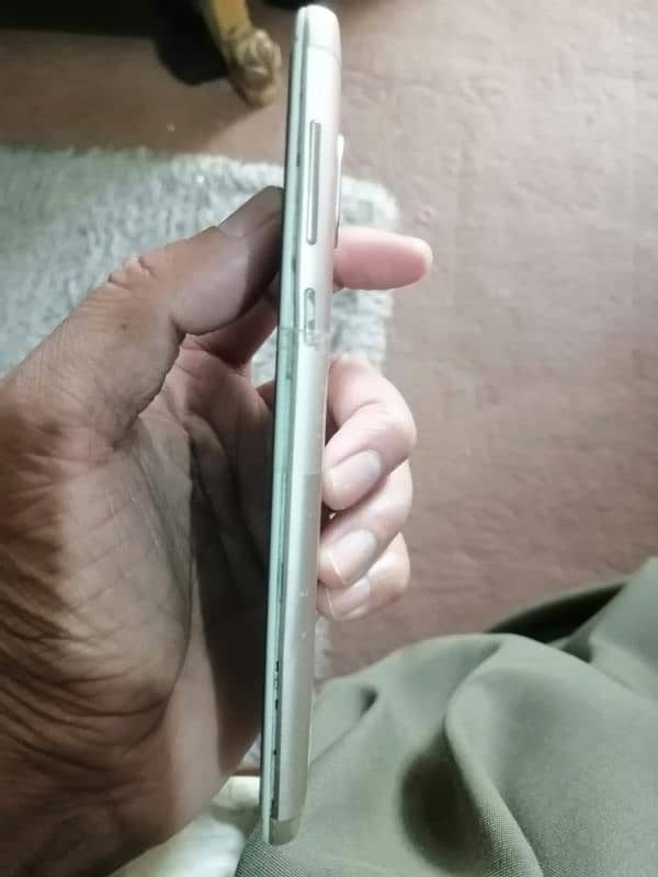 Huawei Honor 6x 4