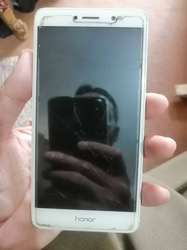 Huawei Honor 6x 5