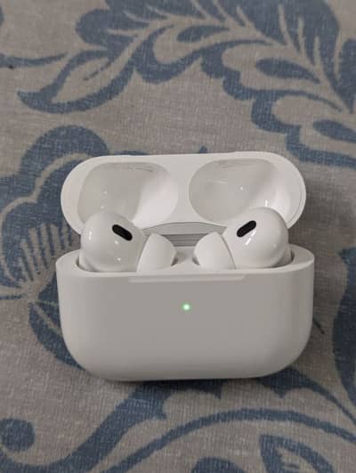 AirPods Pro 2nd Gen Type C Charging Case and Magsafe