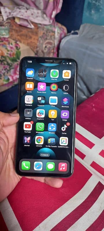 Iphone XS Max Genuine Phone with Best Camera Result 3