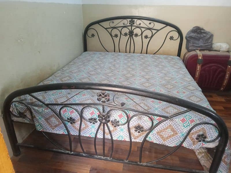 Queen size bed 5 by 6 feet bed with new mattress 1