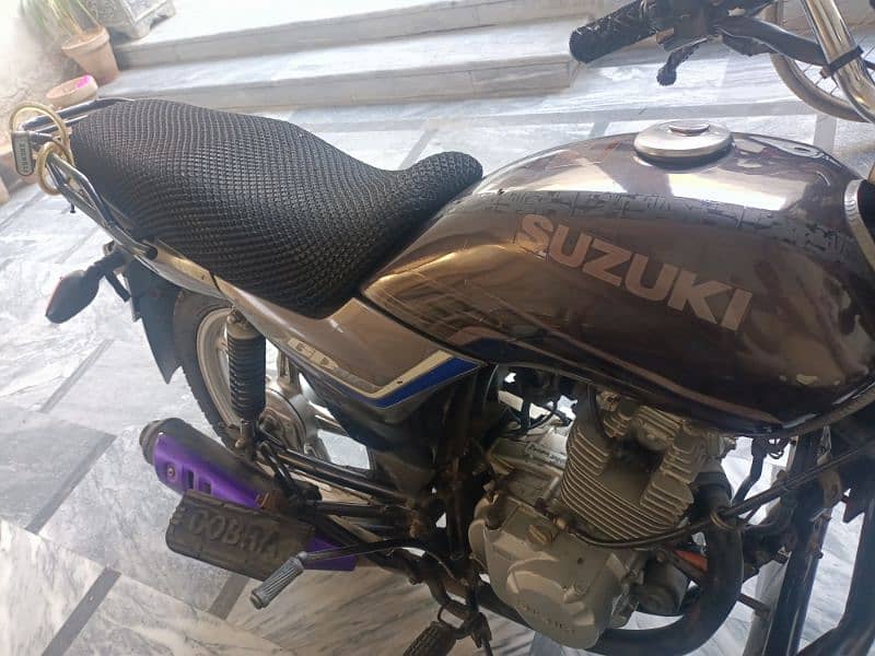 Suzuki GD 110 4