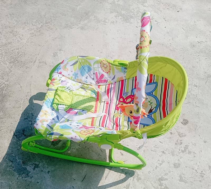 Baby bouncer / rocker for sale 3